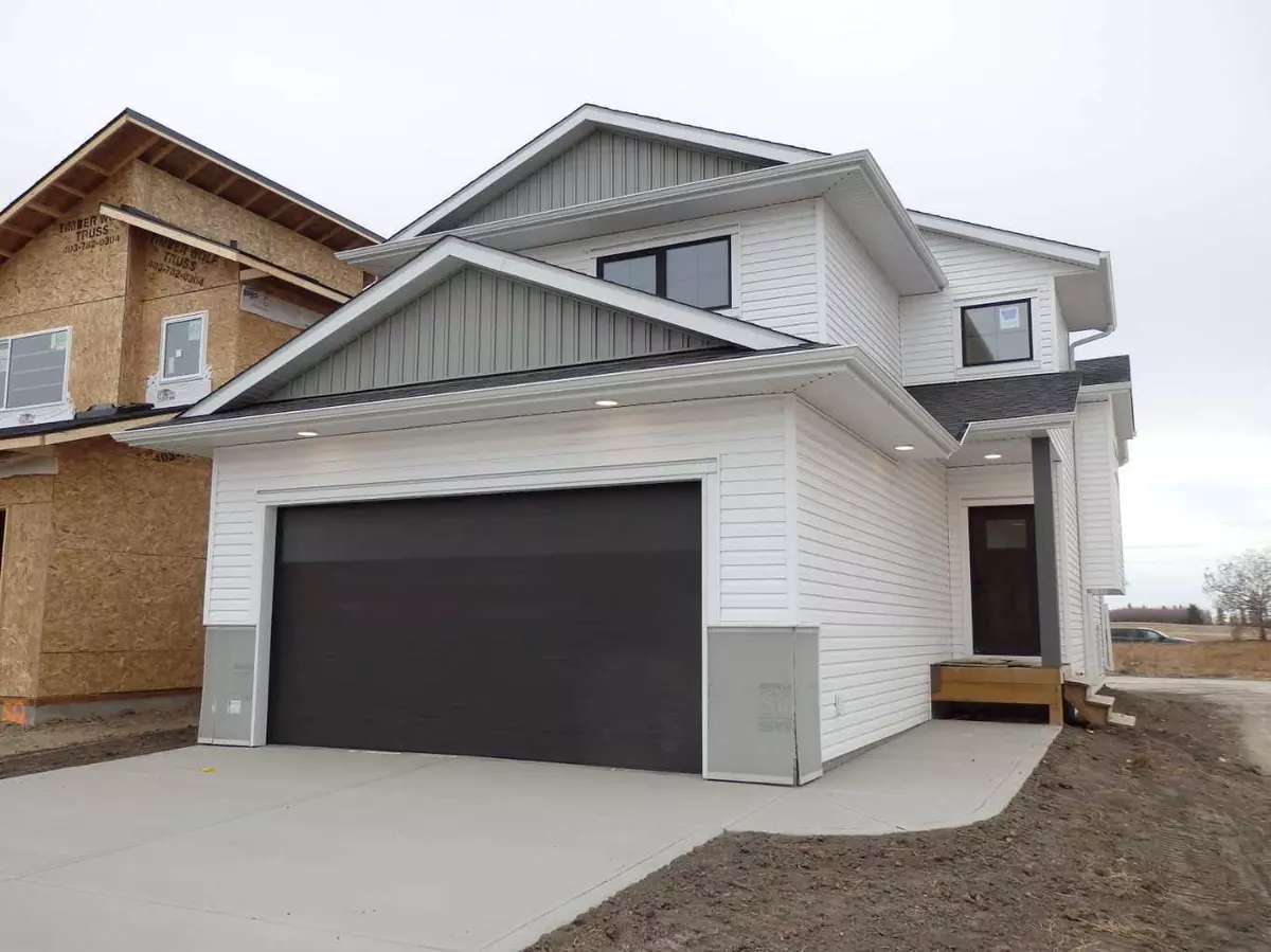 Red Deer, AB T4P 3G8,56 Emmett CRES