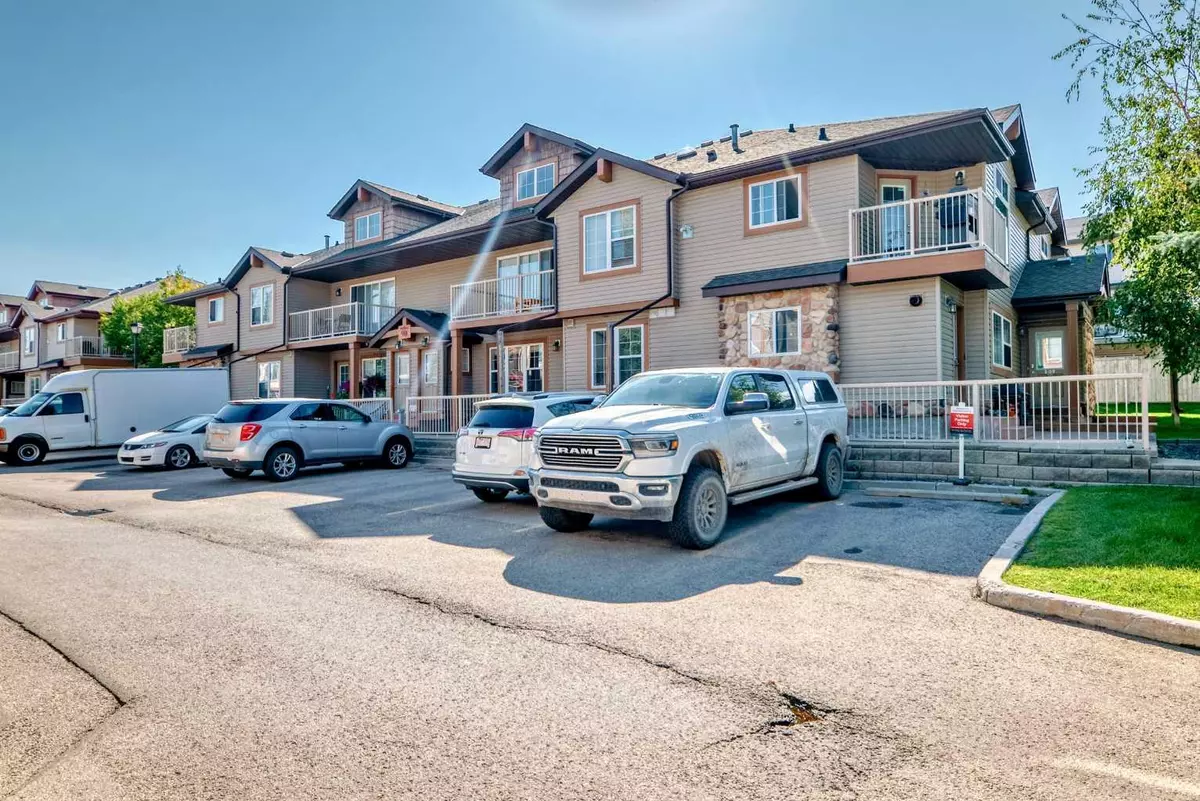 Calgary, AB T3K0K8,90 Panatella LNDG NW #105