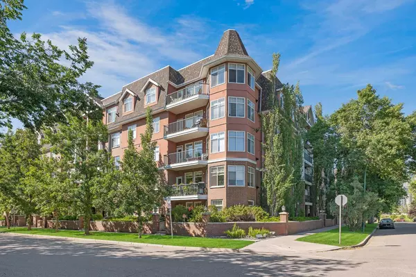 Calgary, AB T2S 3C9,60 24 AVE SW #401