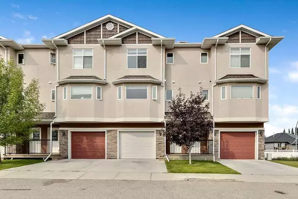 131 Strathcona CIR, Strathmore, AB T1P 0B1