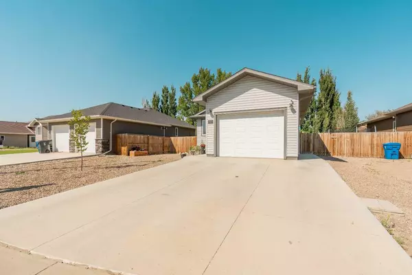 Bow Island, AB T0K 0G0,263 Westview Crescent West