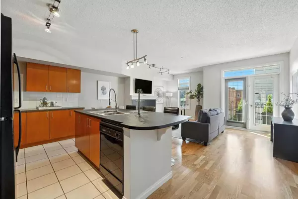 Calgary, AB T2R 1R5,527 15 AVE SW #202