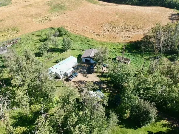 Rural Camrose County, AB T0B 0J0,49221 Secondary Highway 623