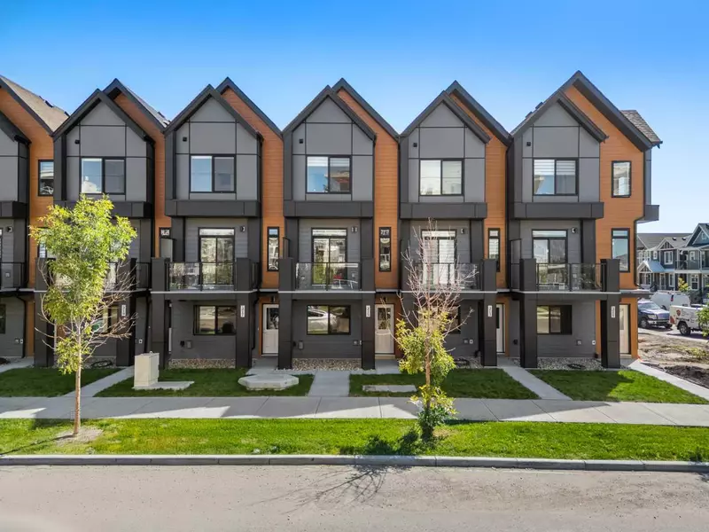 215 Seton GRV SE, Calgary, AB T3M 3T1