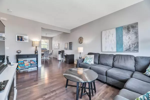 Calgary, AB T3M 0P8,10 Auburn Bay AVE SE #709