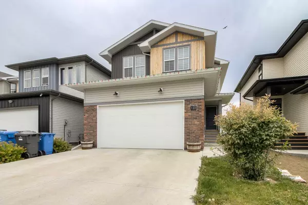 122 Greywolf RD N, Lethbridge, AB T1H 7G5