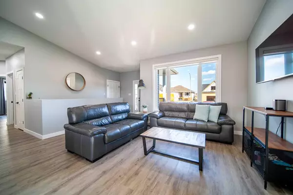 Wainwright, AB T9W 0C1,534 24 ST