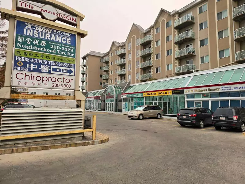 1518 Centre ST NE #142, Calgary, AB T2E 2R9