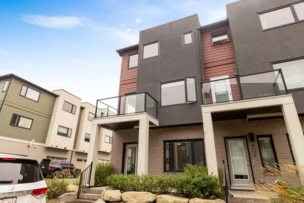 218 Sherwood SQ NW #601, Calgary, AB T3R 0Y2