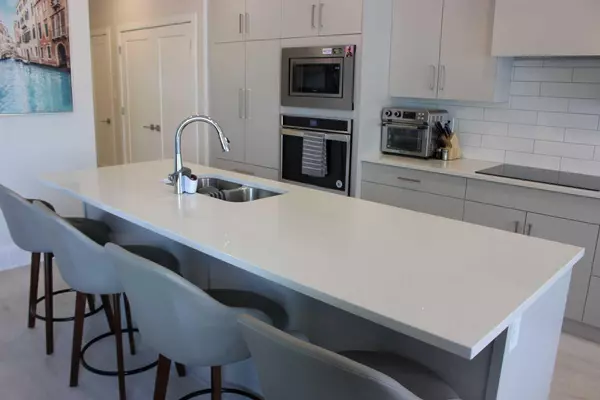 Lethbridge, AB T1K 8K6,2604 45 ST S