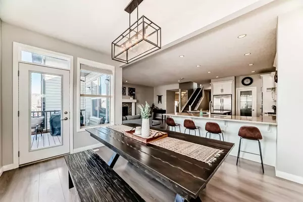 22 Riviera PL, Cochrane, AB T4C 0V4