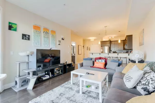 Cochrane, AB T4C 0E7,15 Sunset SQ #2105