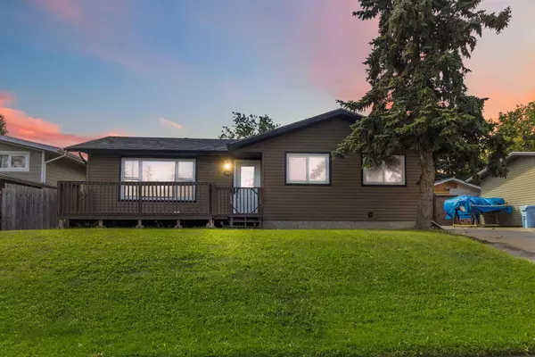 109 Rosslyn ST, Fort Mcmurray, AB T9H2X9