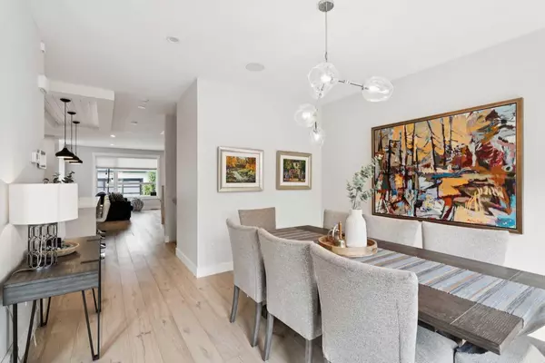 Calgary, AB T3E 2R8,2629 32 ST SW