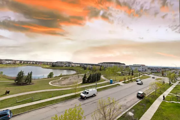 Calgary, AB T3J 0S3,15 Saddlestone WAY NE #411
