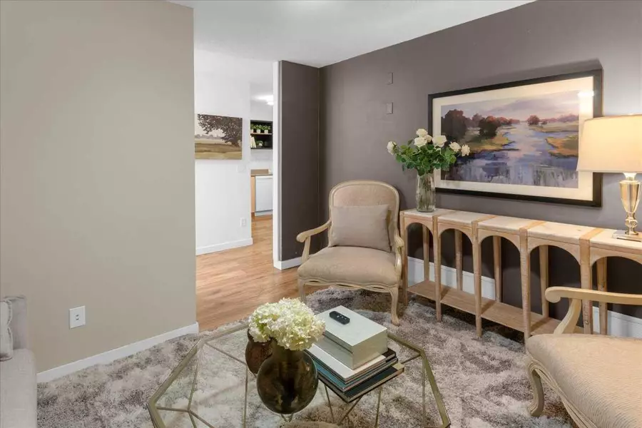 17 Country Village Bay NE #1103, Calgary, AB T3K 5Z3