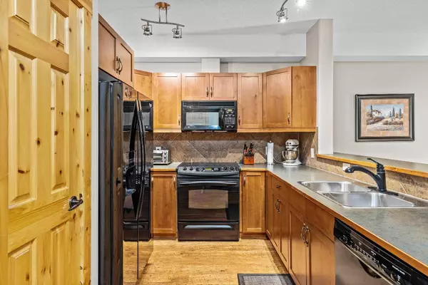 Canmore, AB T1W3H7,175 Crossbow PL SW #204