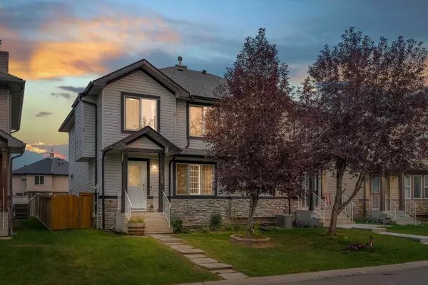 16 Saddlebrook PL NE, Calgary, AB T3J 5M3