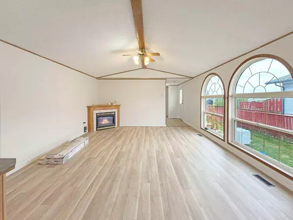 Valleyview, AB T0H3N0,5206 52 AVE