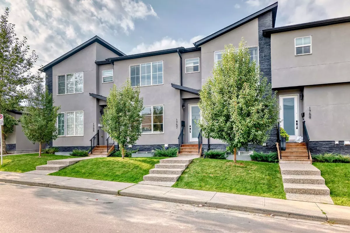 Calgary, AB T3B 0P2,1757 45 ST NW