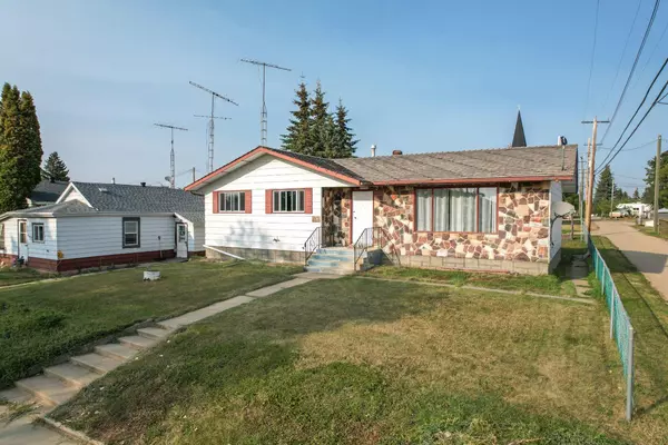 5011 51st Ave, Bashaw, AB T0B 0H0