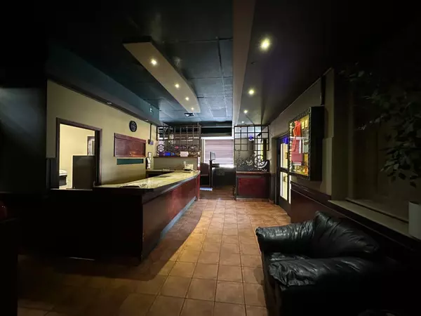 Camrose, AB T2V 1R2,5078 50 ST