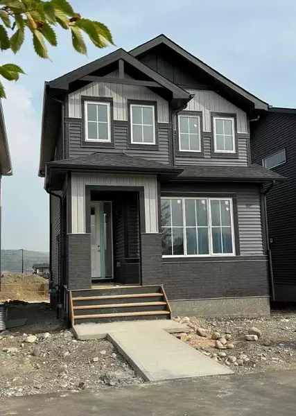 418 River AVE, Cochrane, AB T4C 3B8