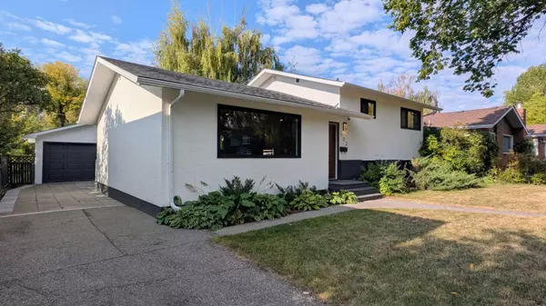 103 Haverhill RD SW, Calgary, AB T2V 3E4