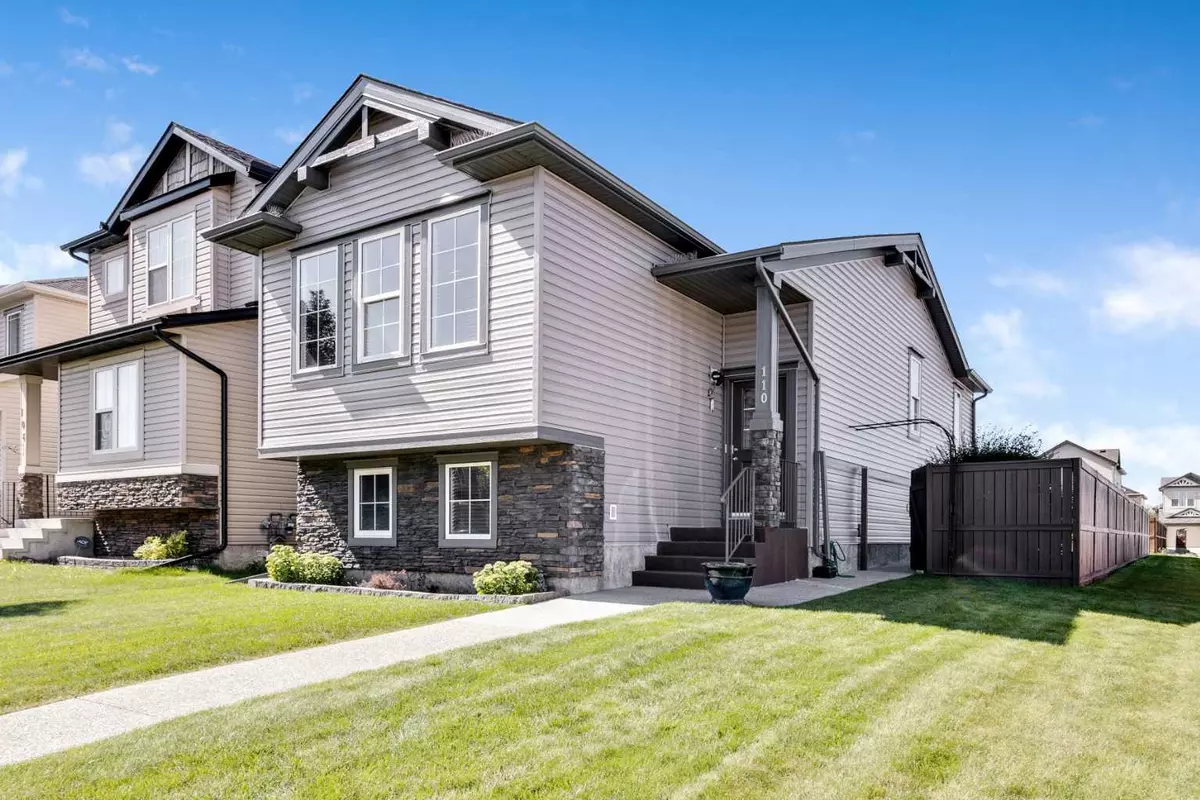 Calgary, AB T3K0L4,110 Covecreek PL NE