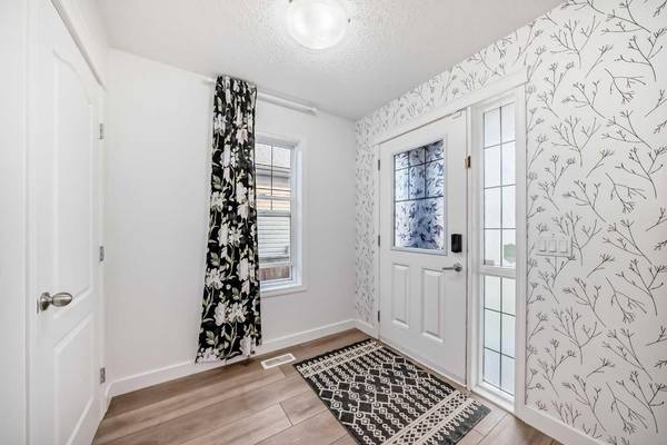 Strathmore, AB T1P 0B4,332 Ranch Close