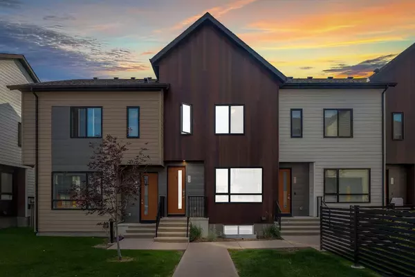 604 Redstone CRES NE, Calgary, AB T3N1M3