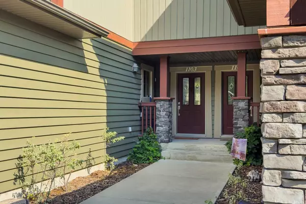 70 Dyrgas Gate #1103, Canmore, AB T1W3J6