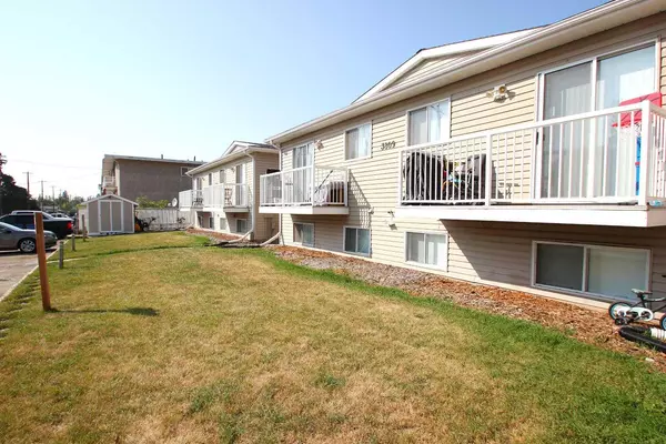 Red Deer, AB T4N 1W1,3809-3813 50 ST