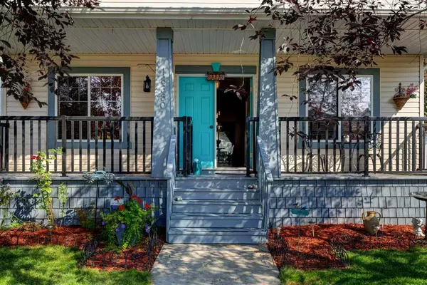 Calgary, AB T2X 3K9,18380 Chaparral ST SE