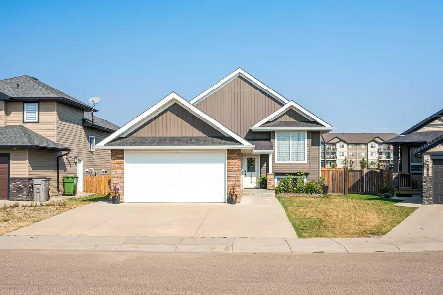 4104 34 ST, Lloydminster, SK S9V 2H5