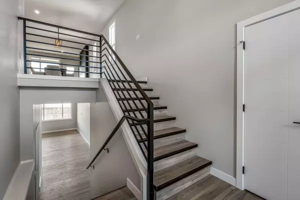 Lethbridge, AB T1K 8E9,413 Rivergrove Chase W