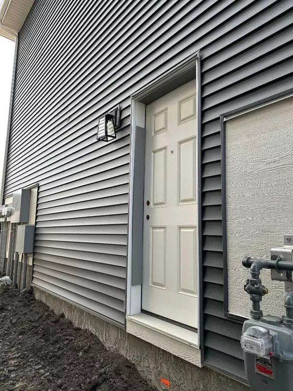 Chestermere, AB T1X2Z7,345 Waterford BLVD