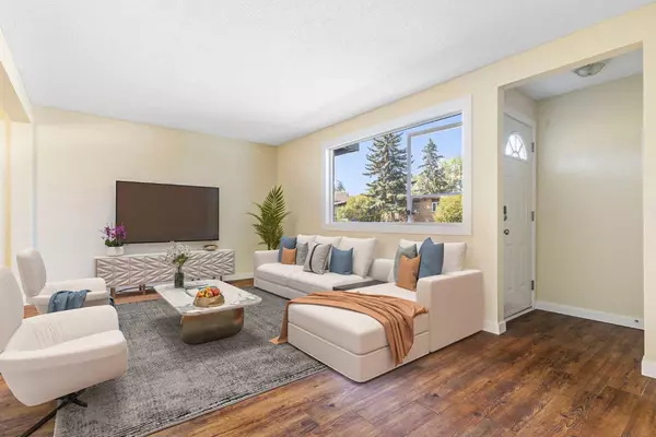 Calgary, AB T3E 4Z6,80 Galbraith DR SW #32