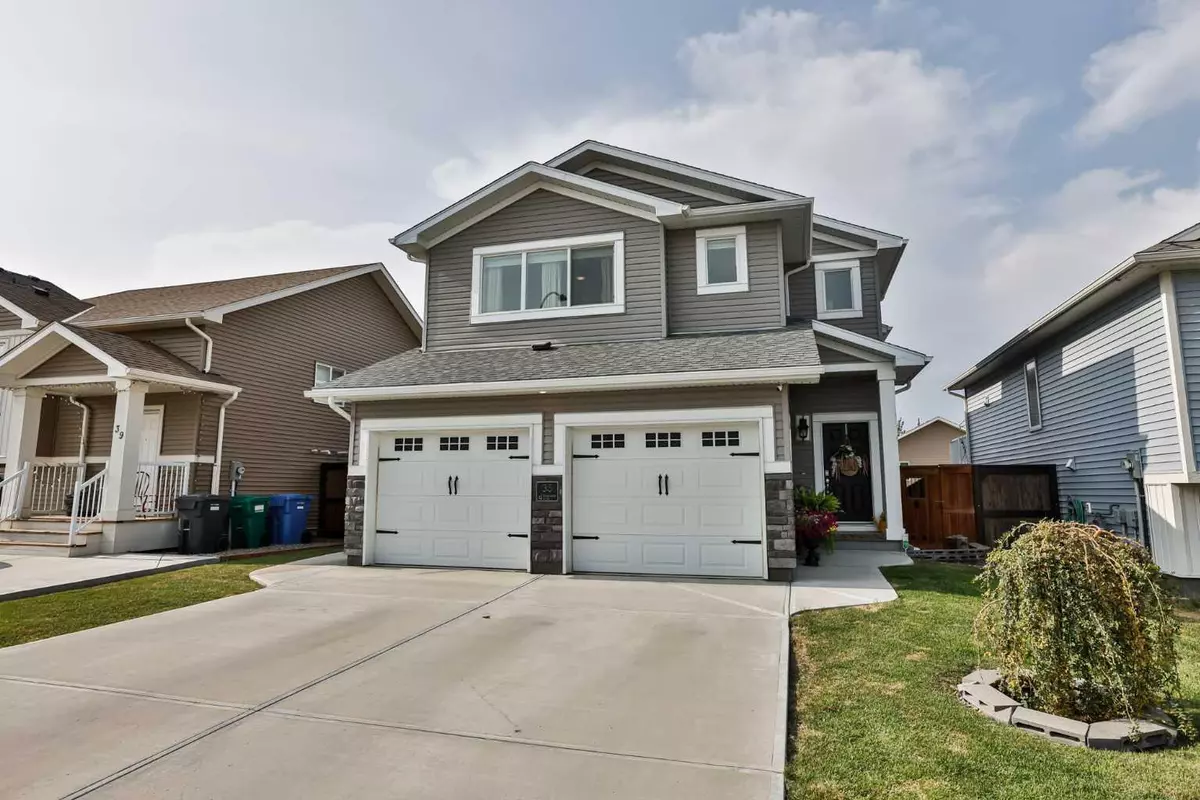 Lethbridge, AB T1J 5N5,35 Kensington RD W