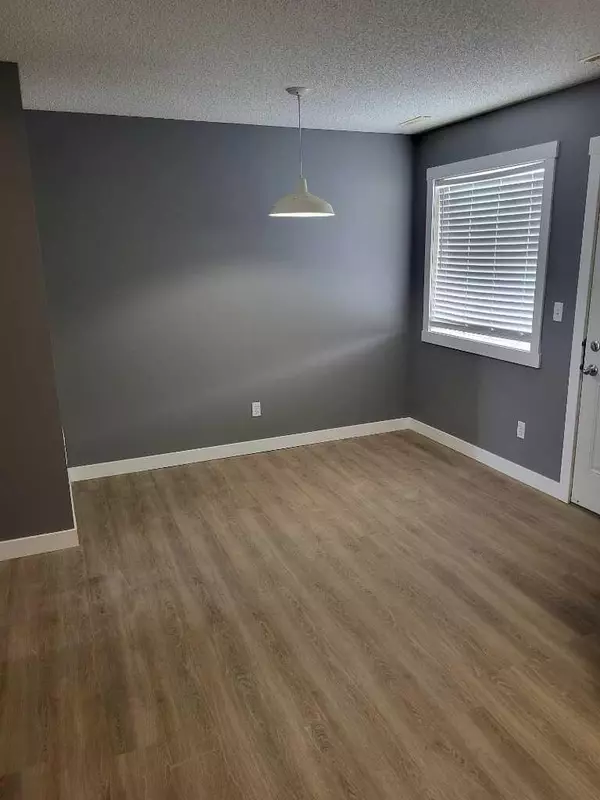 Red Deer, AB T4P 0B6,100 Jordan Pkwy #501