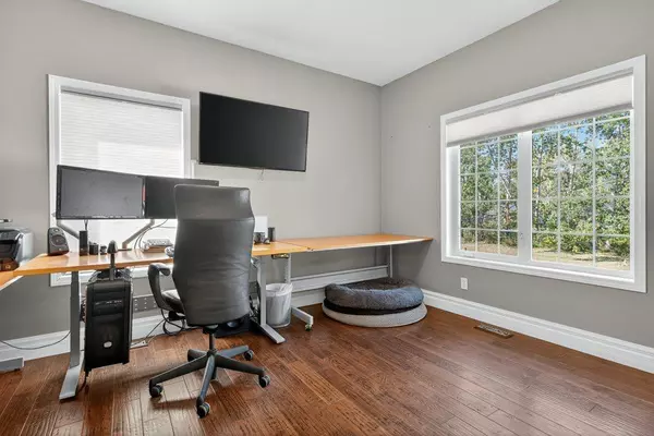 Rural Rocky View County, AB T4N 0N3,292185 264 Township