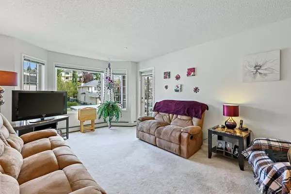 Calgary, AB T3H 3N7,1206 Sienna Park GN SW