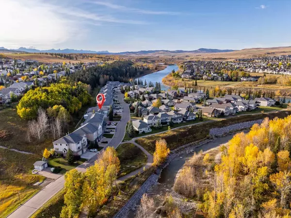 Cochrane, AB T4C 2G7,147 Crawford DR #3R