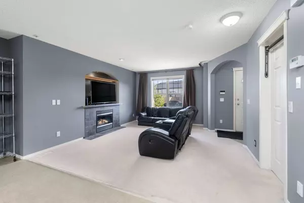 Calgary, AB T3J4V3,103 Saddlemont WAY NE