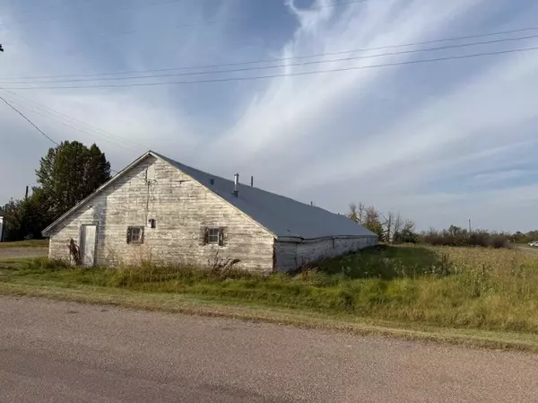 Gadsby, AB T0C 1K0,20 4th ST