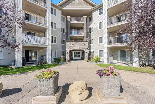 Calgary, AB T2Y 4J1,2000 Somervale CT SW #210