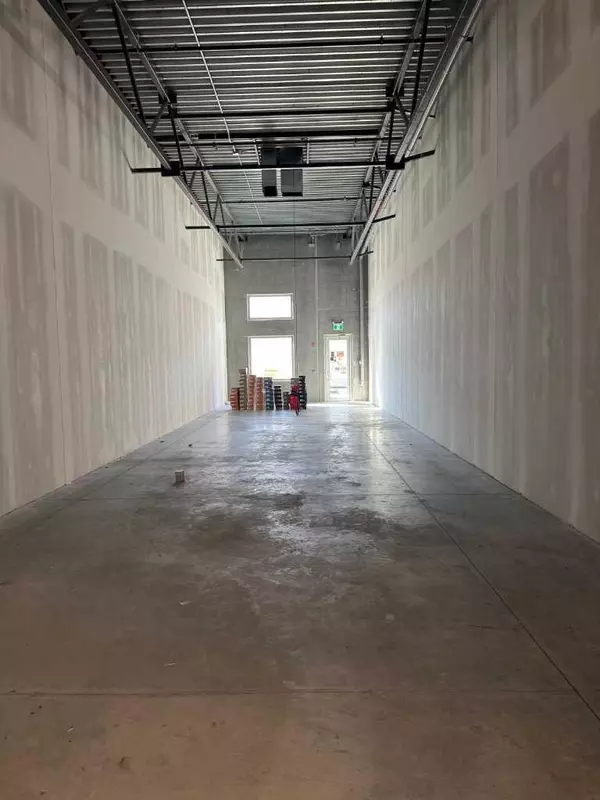 Calgary, AB T3N 2B3,4150 109 AVE NE #2160