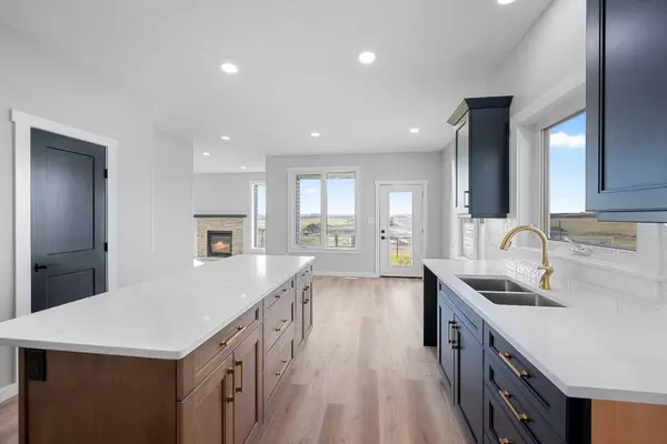 Lloydminster, AB T9V 3P6,1812 63 AVE