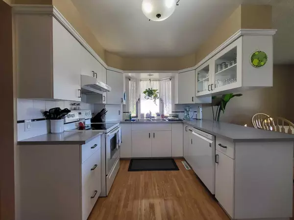 Nobleford, AB T0L 1S0,307 Cawdron ST