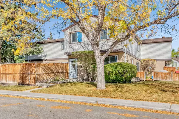 Calgary, AB T2W1S5,630 Sabrina RD SW #23
